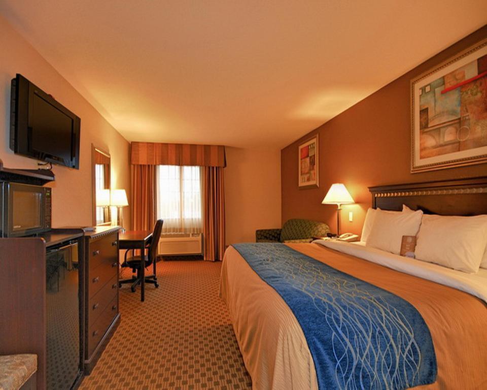 Hotel Comfort & I-10