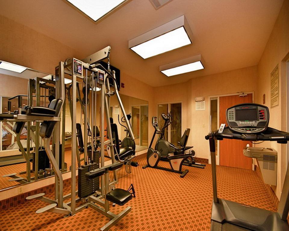 Hotel Comfort & I-10 3*